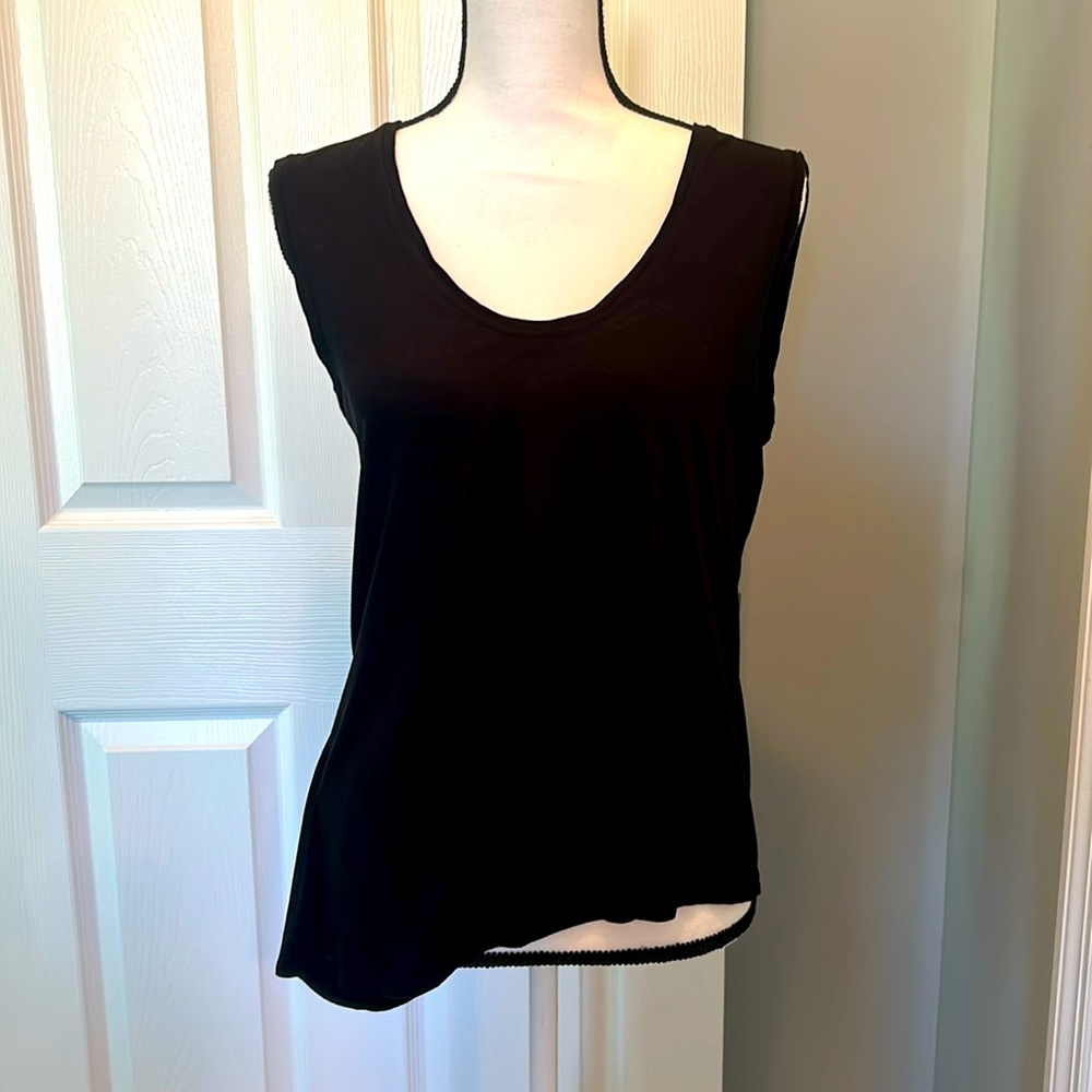 BCBG tank with built in twisted back sash. Color black. Size small.